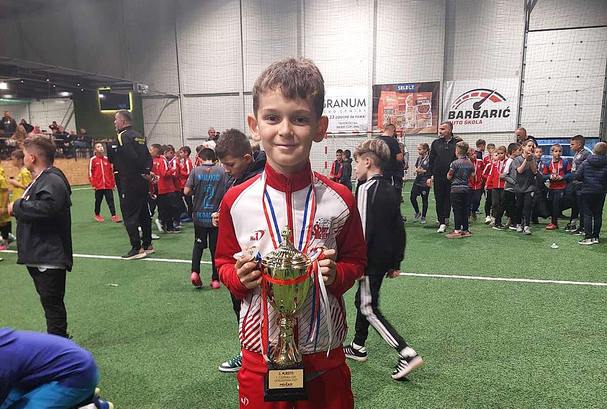 Sretan rođendan Asmire